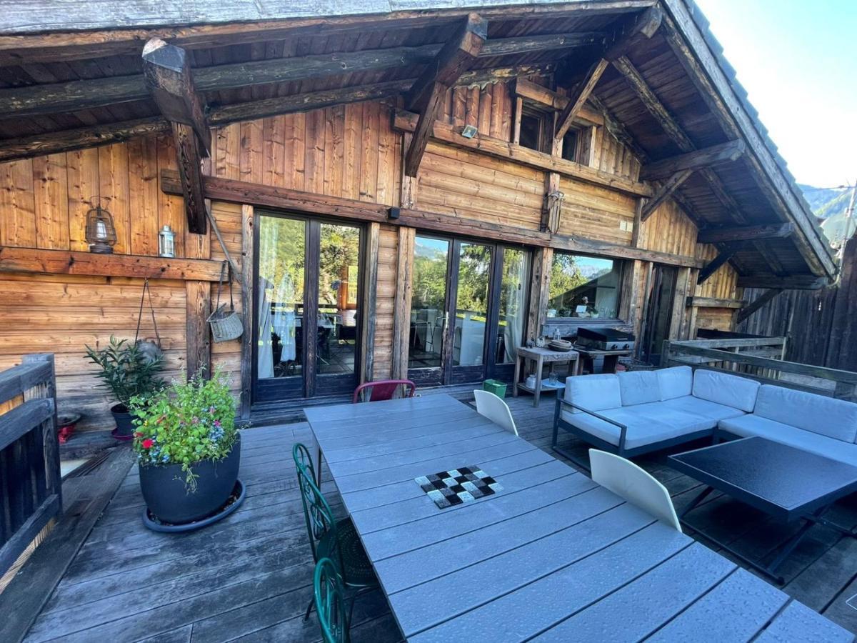 Magnifique Chalet Dans La Vallee De Chamonix Servoz Exterior foto